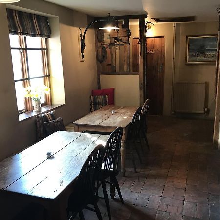 Kenninghall Red Lion Hotel Norwich Esterno foto