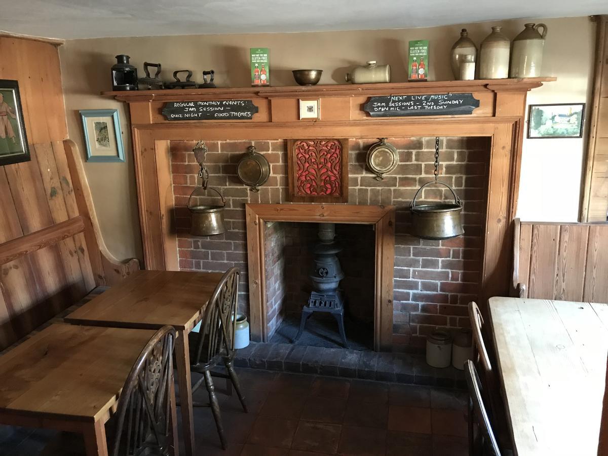 Kenninghall Red Lion Hotel Norwich Esterno foto